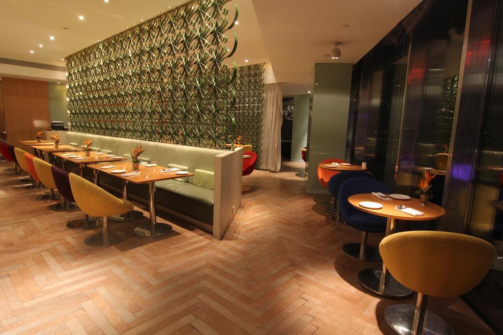 The Park Hyderabad, Banjara Hills Near Hussain Sagar Lake Exterior foto Interior of the restaurant