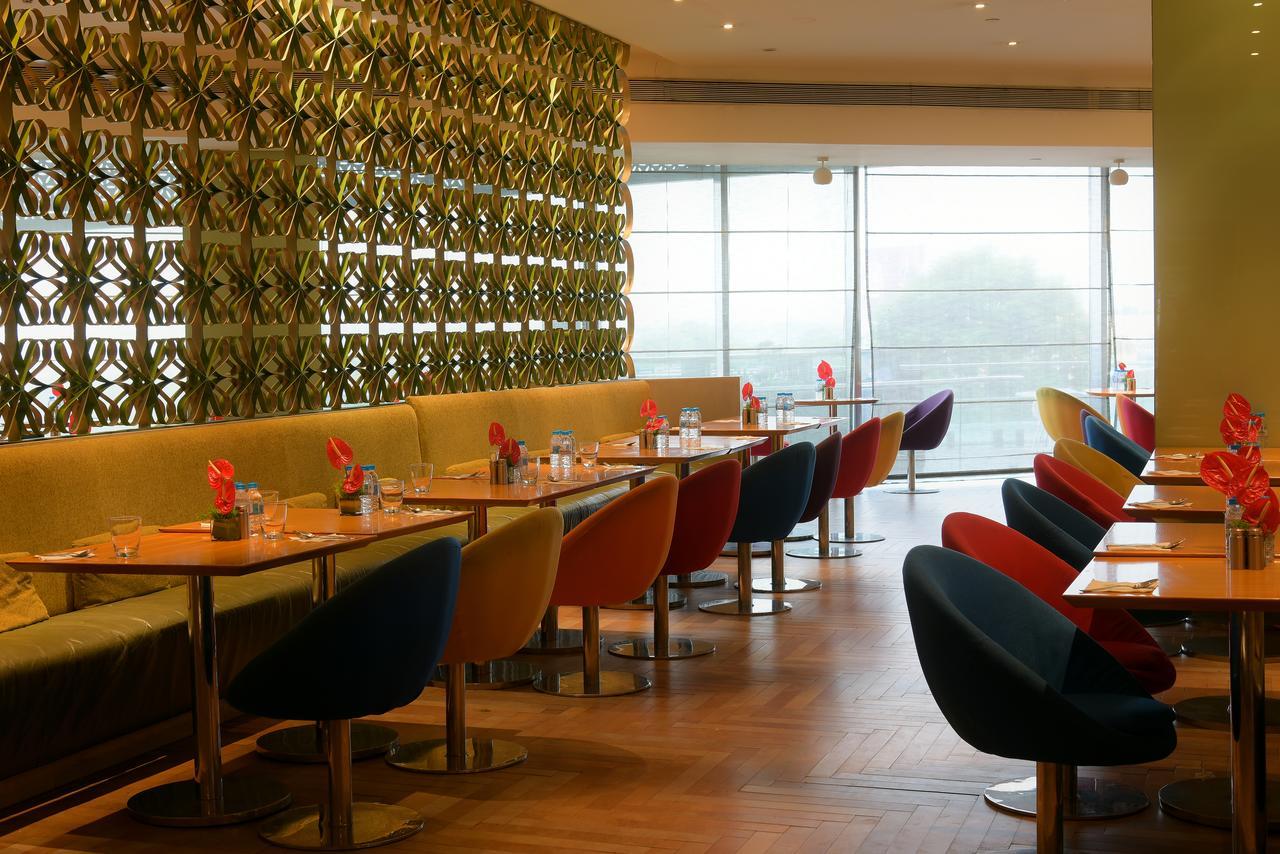 The Park Hyderabad, Banjara Hills Near Hussain Sagar Lake Exterior foto Interior of the restaurant